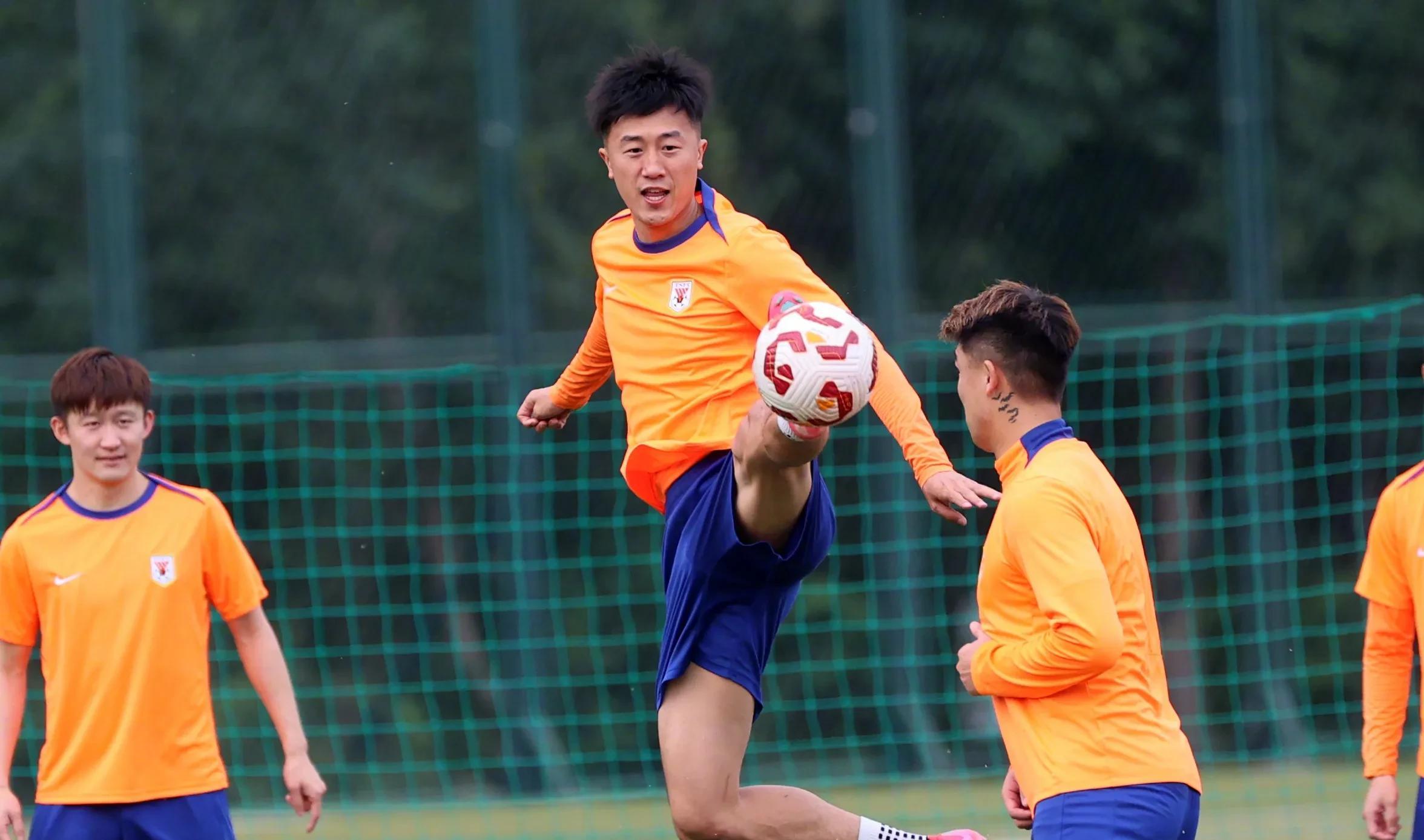 关于NBA常规赛倒计时，山东泰山冲刺阶段造点机会，细节引发关注，悬念犹存，年轻球员得到机会的信息