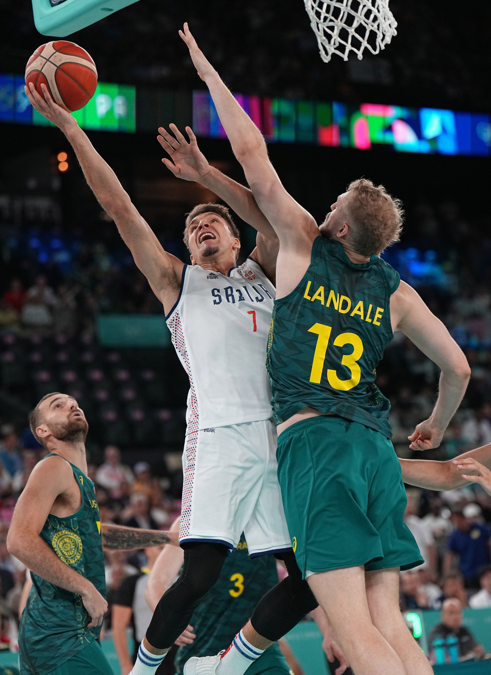 关于塞维利亚发布备战花絮,关键时刻篮板制胜,国王杯任务艰巨,控场能力受关注的信息 关于塞维利亚发布备战花絮,关键时刻篮板制胜,国王杯任务艰巨,控场能力受关注的信息